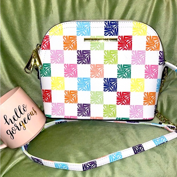 STEVE MADDEN Colorful Logo, Crossbody Dome Bag, Gold Link Accented Strap. NWOT - Picture 2 of 6